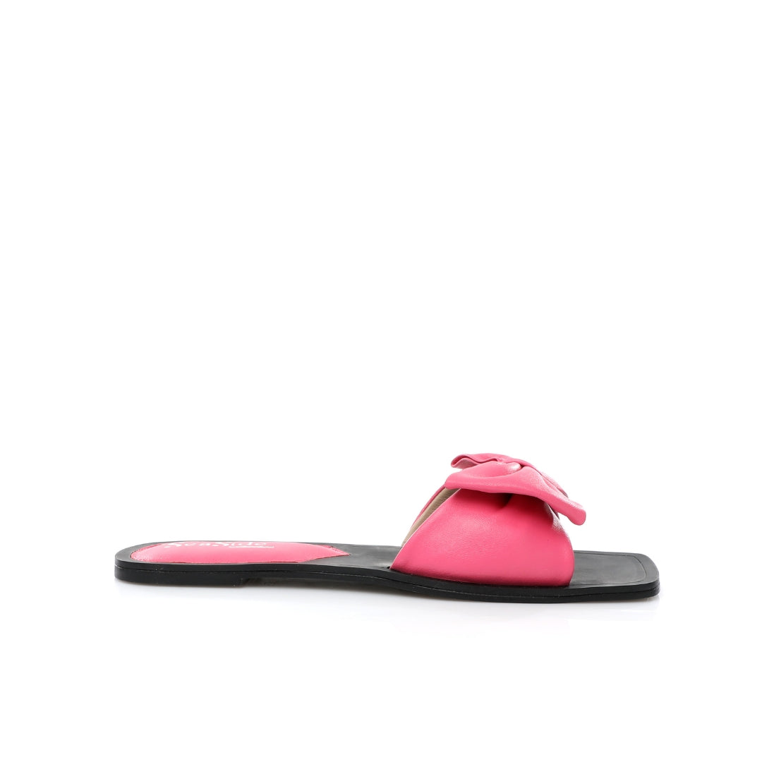 Claquette avec Papillon Cuir E24-196