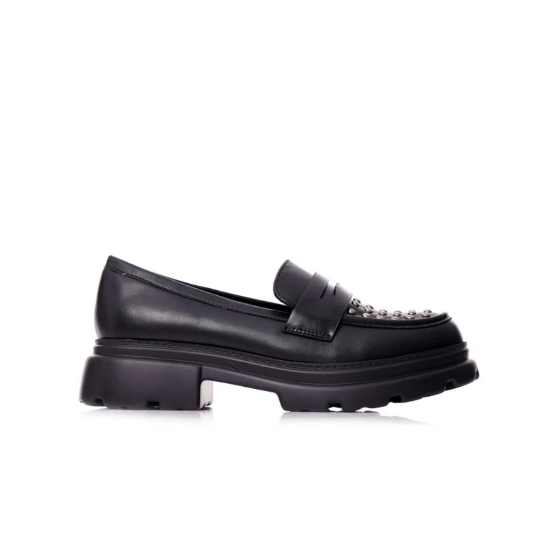 Mocassins avec clous P26-G04