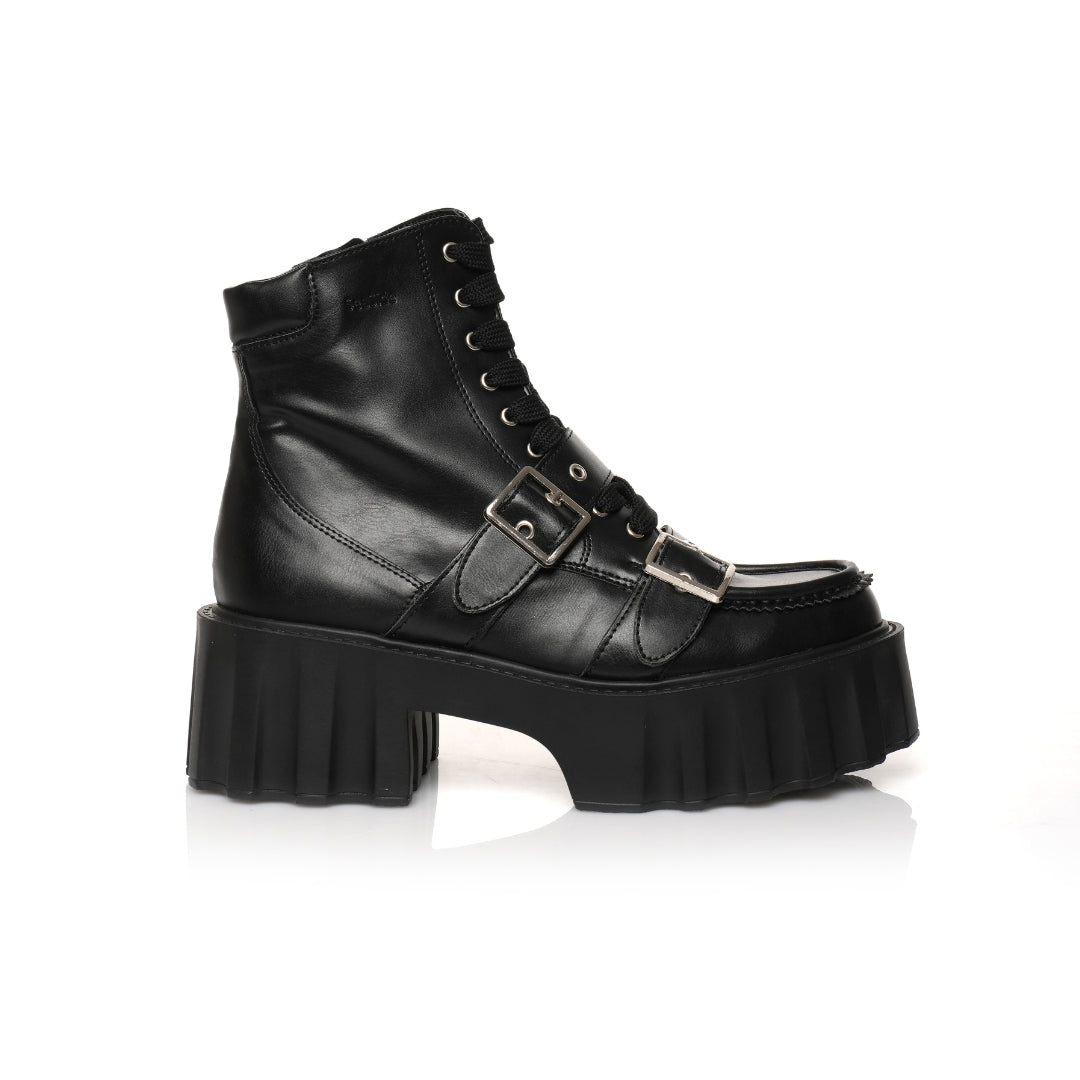 Brodequin Avec Ceintures H25-017