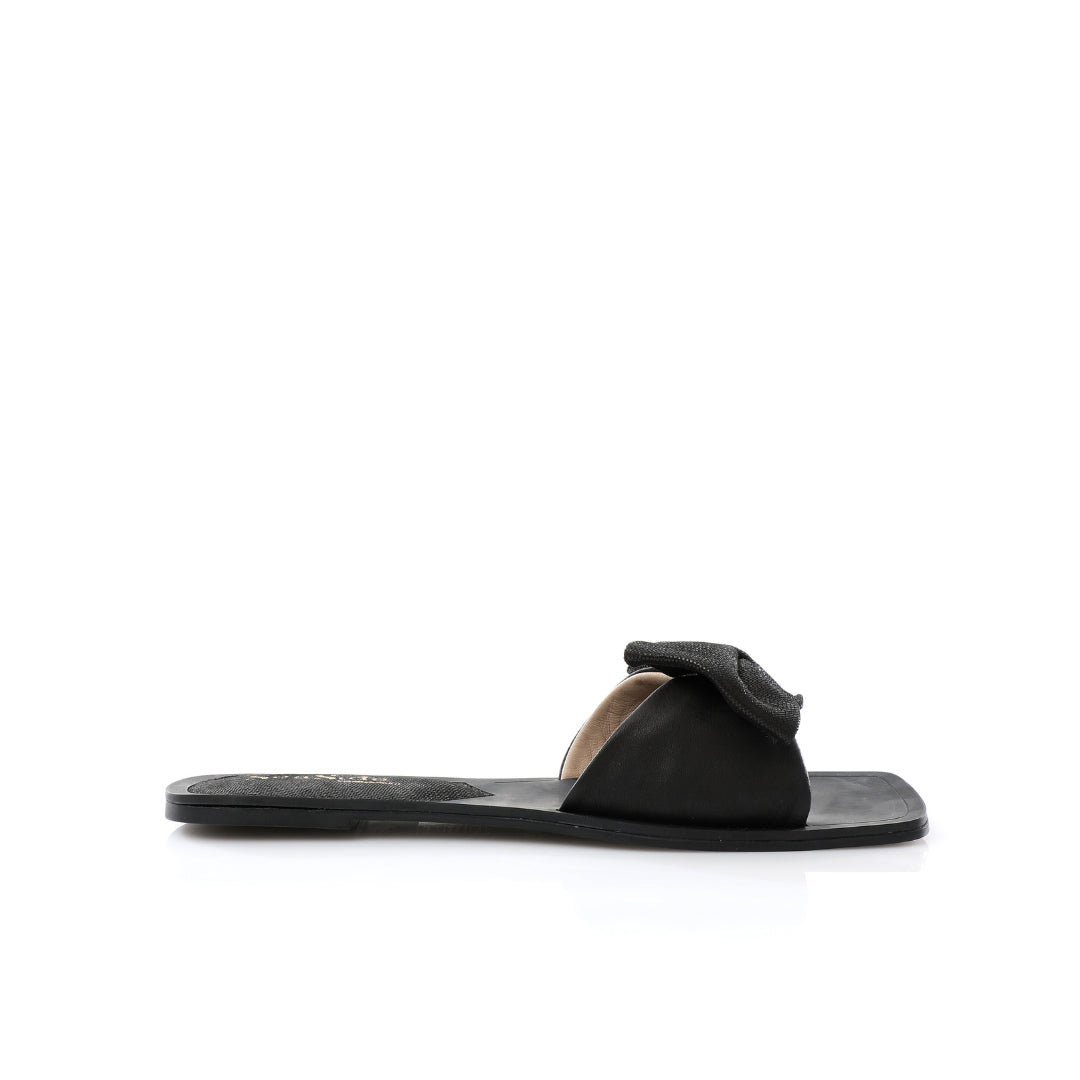 Claquette avec Papillon Cuir  E24-196