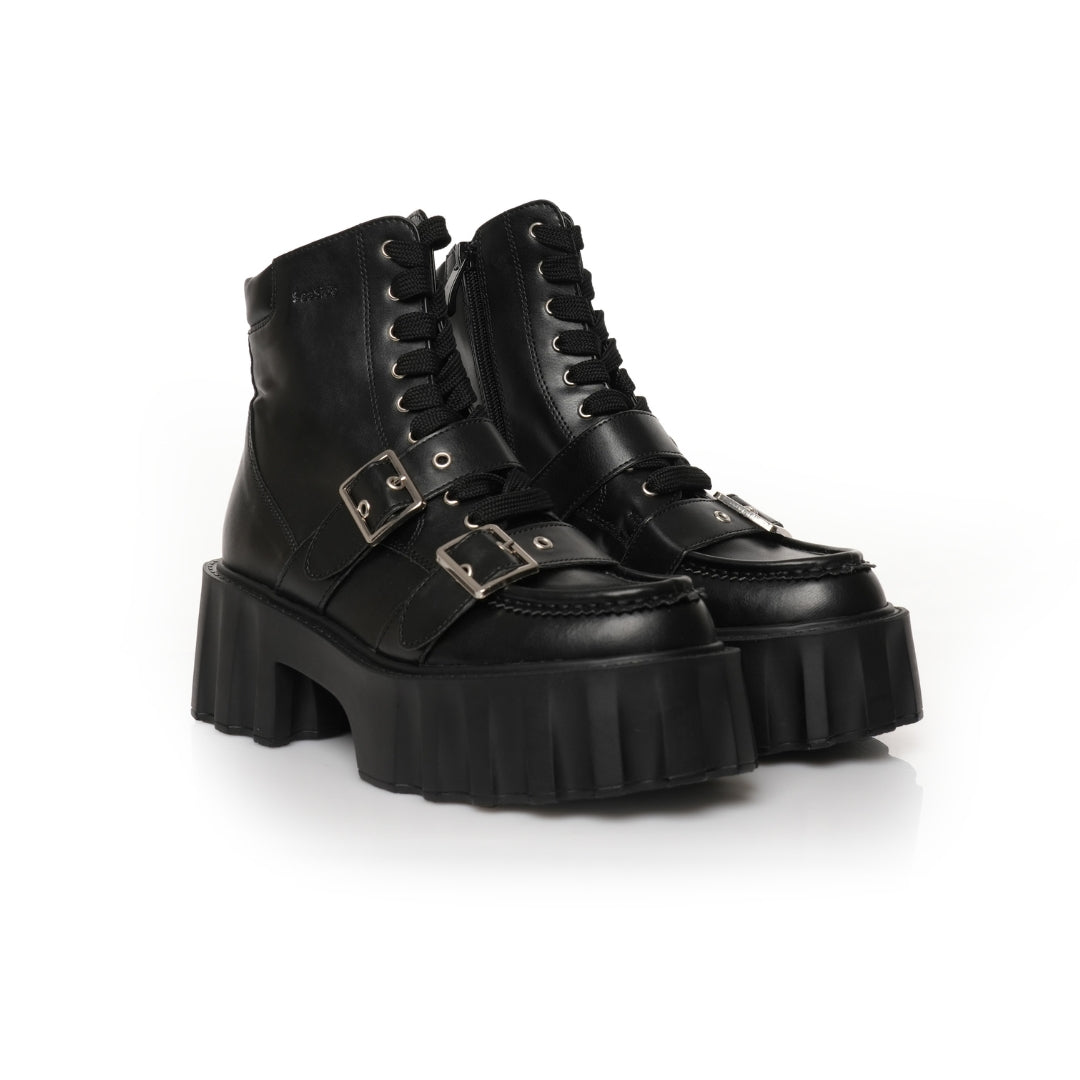 Brodequin Avec Ceintures H25-017