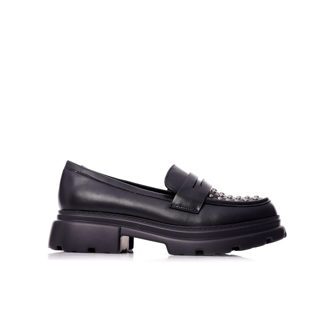 Mocassins avec clous P26-G04
