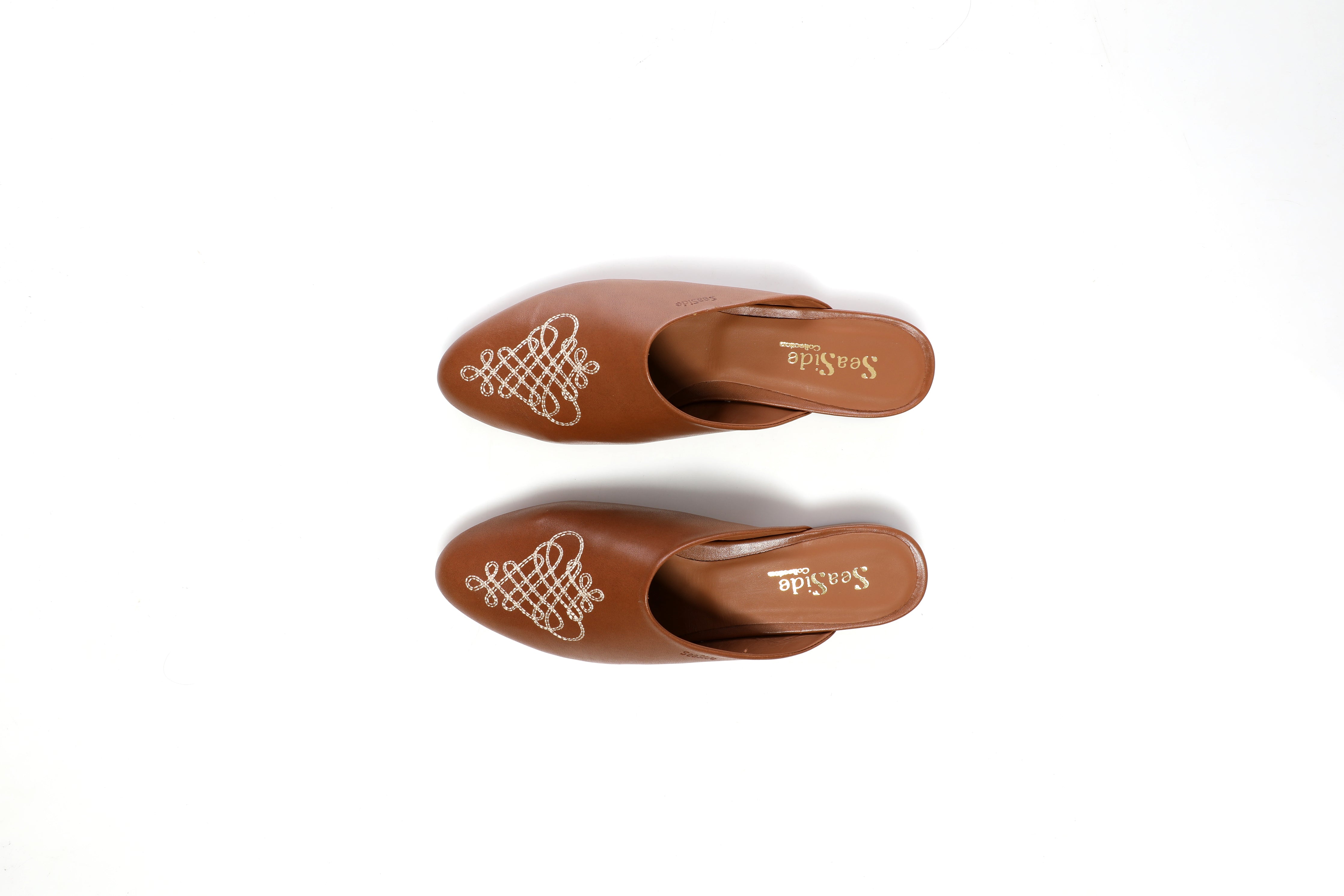 Mule Broderie Arabesque {𝐂𝐔𝐈𝐑} 67