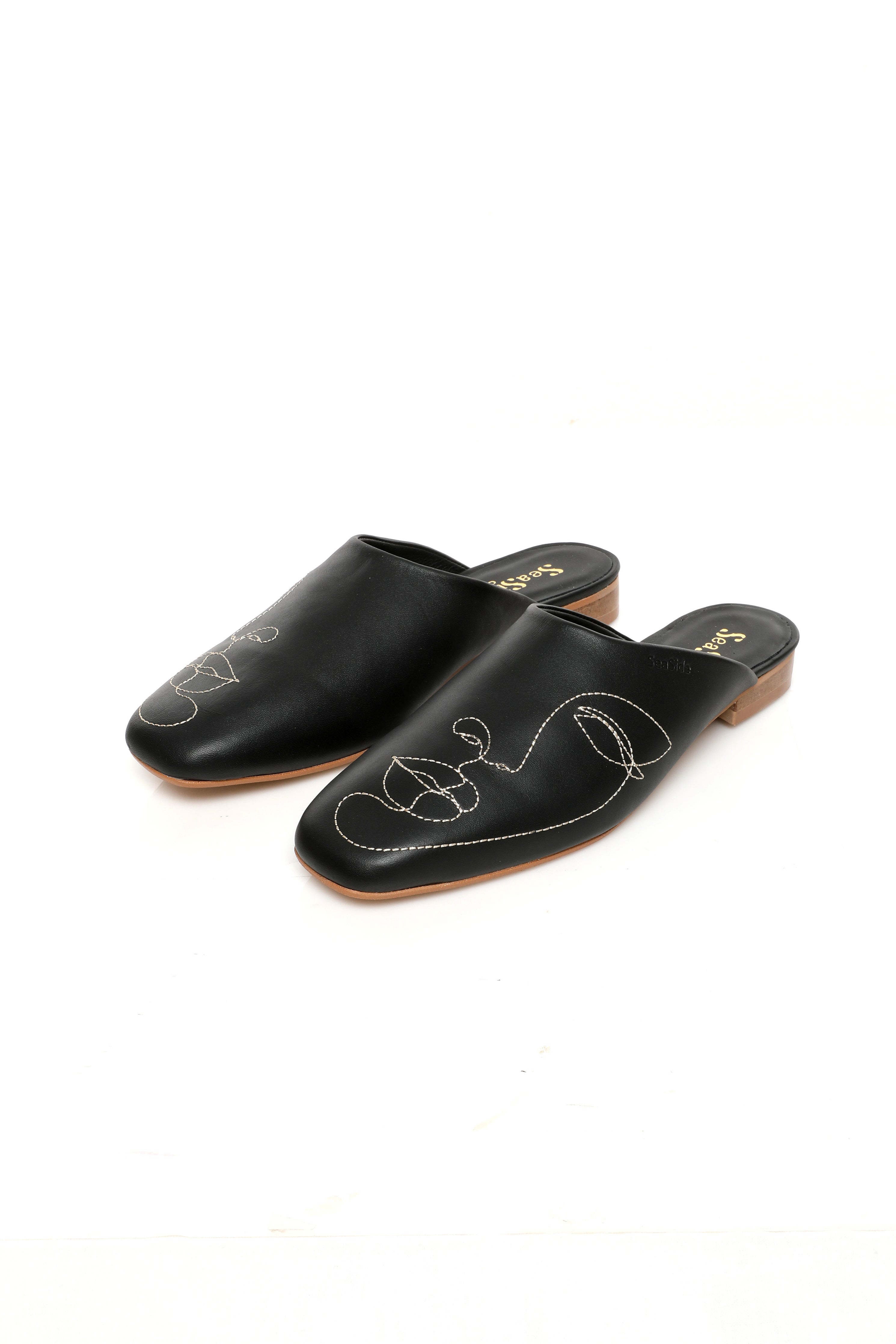 Mule Broderie Visage {𝐂𝐔𝐈𝐑} 69